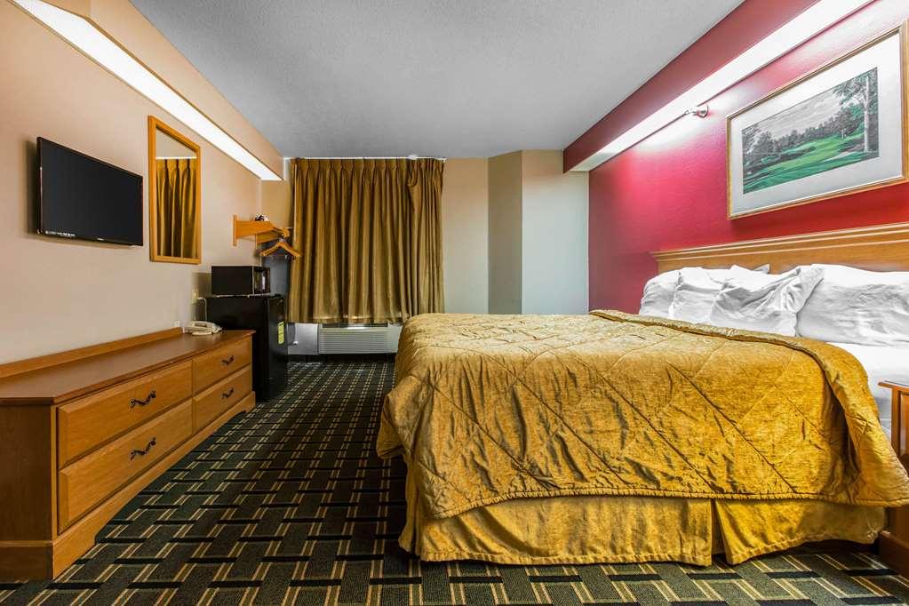 Econo Lodge Inn & Suites Peoria Illinois 部屋 写真