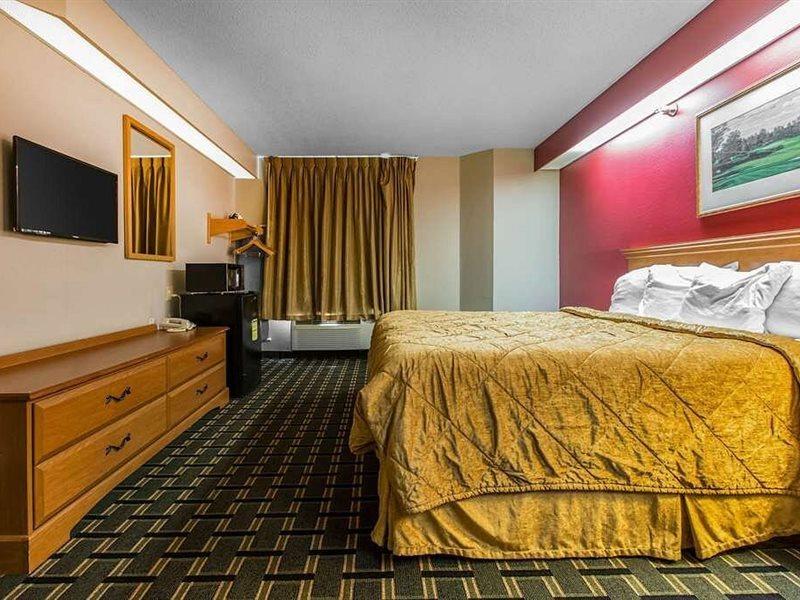 Econo Lodge Inn & Suites Peoria Illinois エクステリア 写真